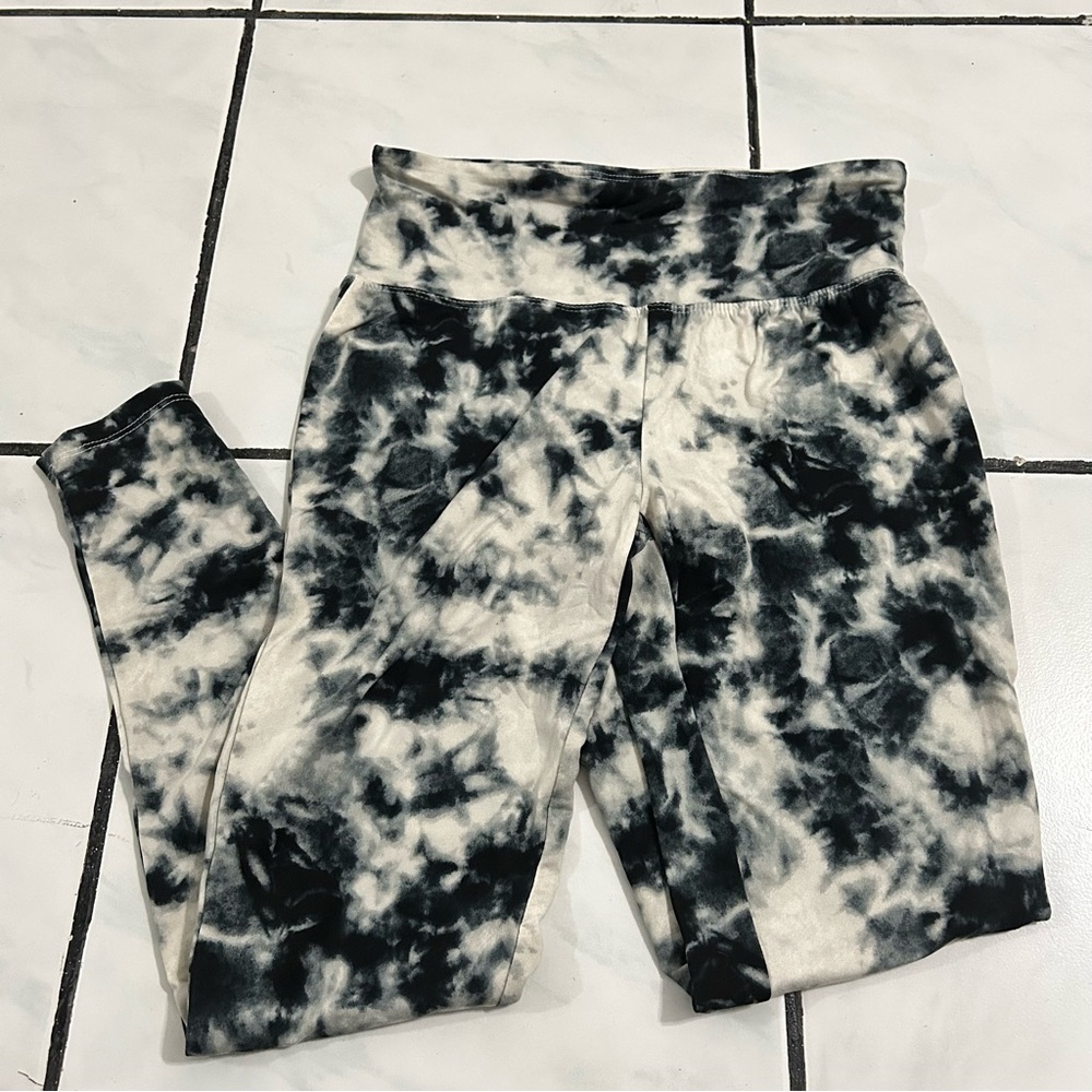 Splash; Marbled Swirls Blue and Beige/Gray Leggings